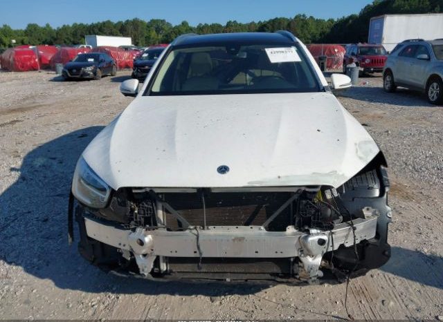 Used 2021 Mercedes GLC-Class full