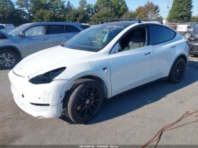 Used 2022 Tesla Tesla Y