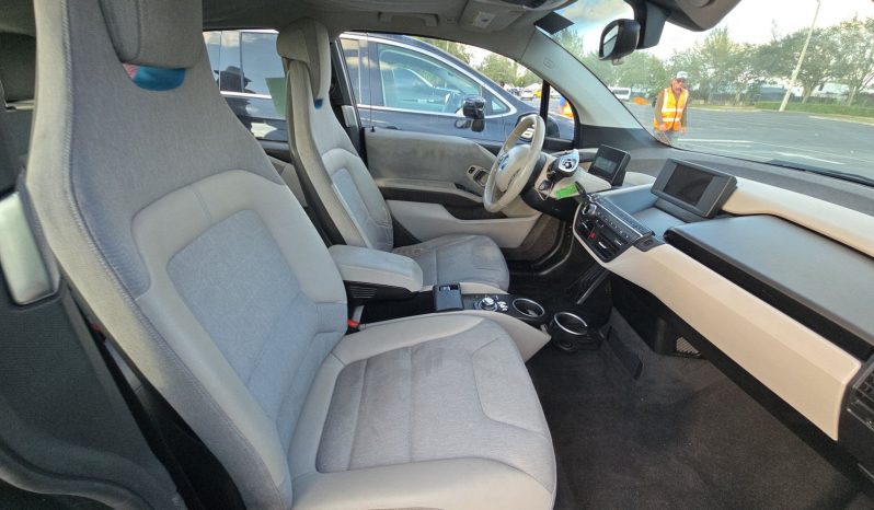 Used 2015 BMW i3 full