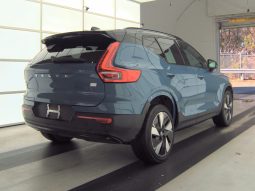 Used 2024 volvo XC40