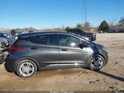Used 2017 Chevrolet Bolt EV full
