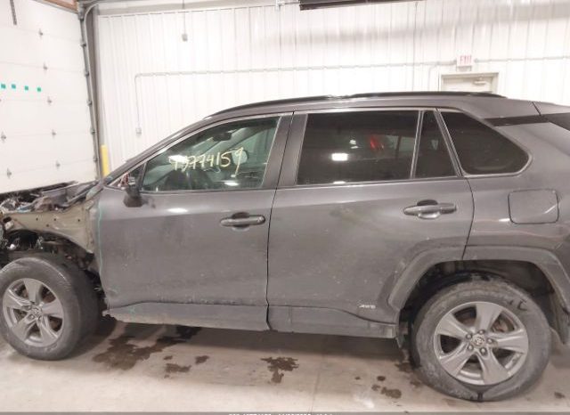 Used 2022 Toyota RAV4 full