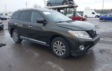 Used 2015 Nissan Pathfinder