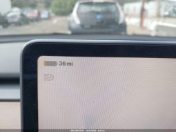 Used 2023 Tesla Model 3 full