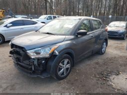 Used 2020 Nissan 4×2 Truck