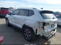 Used 2022 volvo 1800E